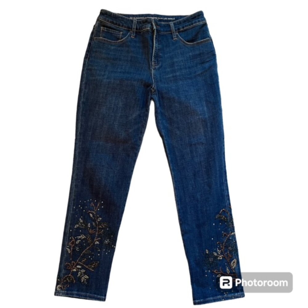 Chico's So Slimming Girlfriend Slim Leg Ankle Jeans - Size 0  (US 4) w/beading